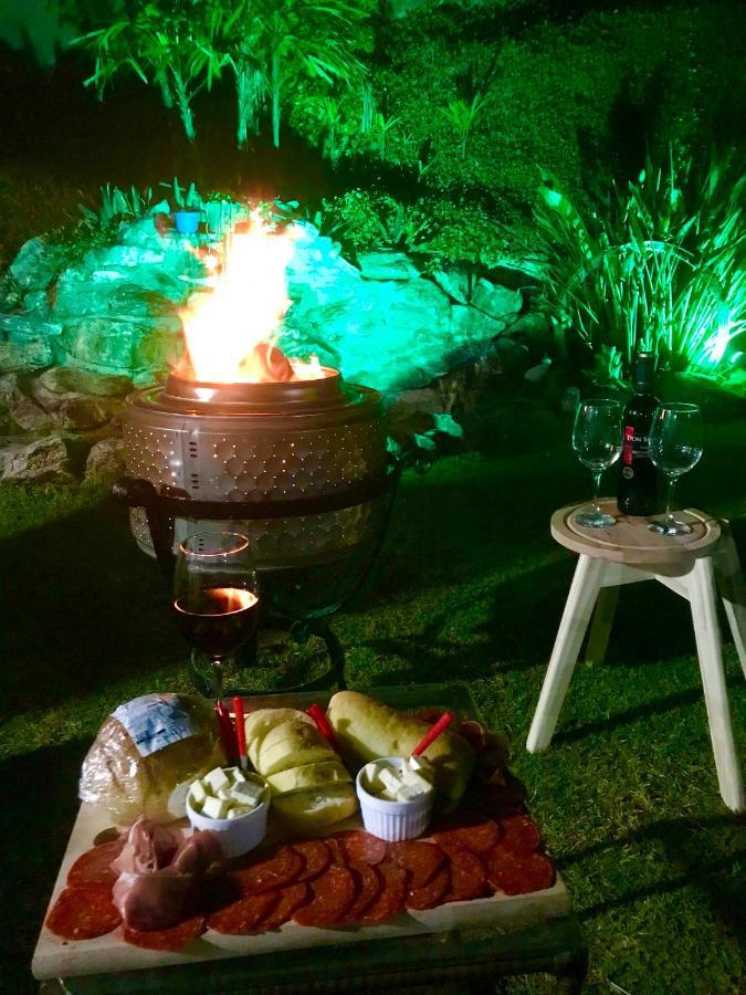 Chacara Tha&Thi Cond Fechado Wi Fi Spa E Pisc Aquececimento Solar Bom Jesus dos Perdões Zewnętrze zdjęcie
