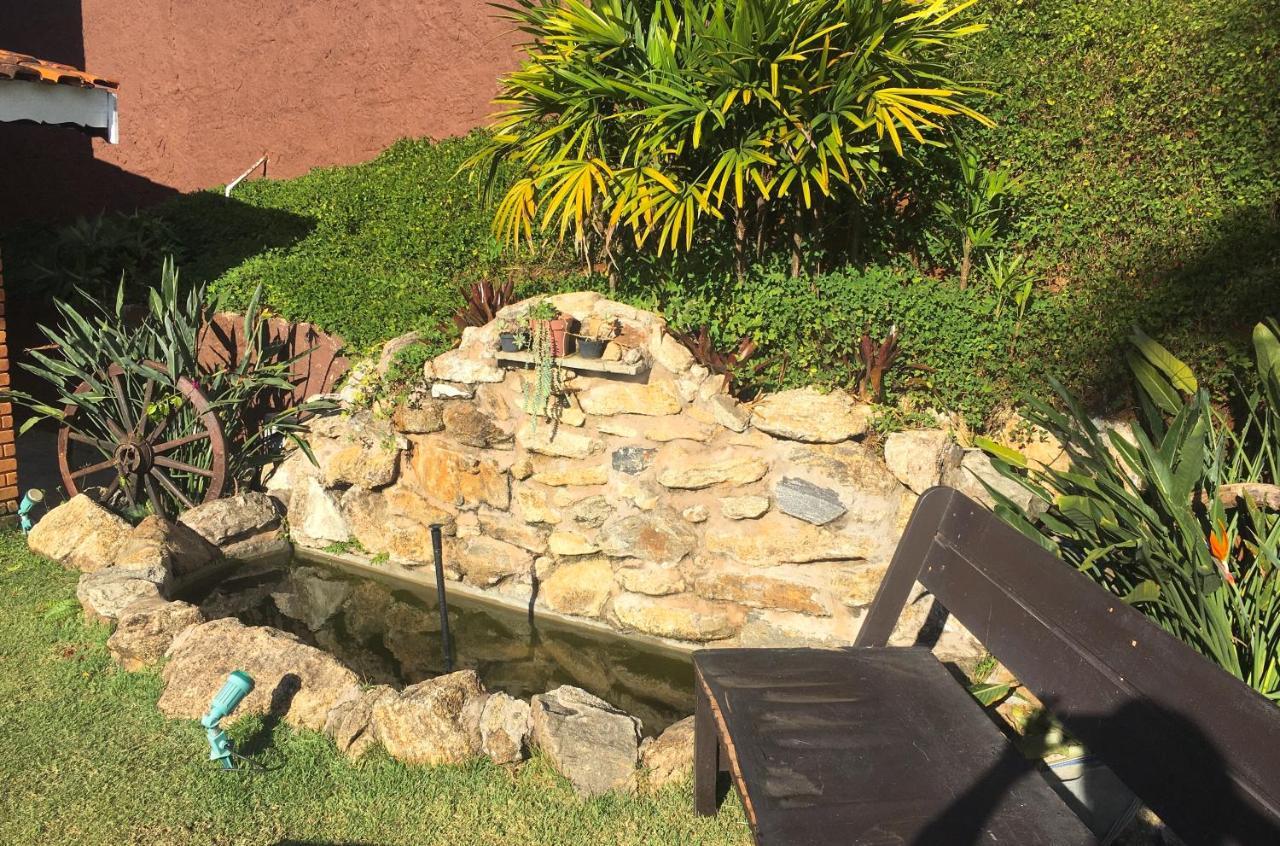 Chacara Tha&Thi Cond Fechado Wi Fi Spa E Pisc Aquececimento Solar Bom Jesus dos Perdões Zewnętrze zdjęcie